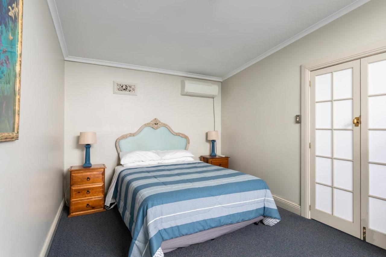 Hotel Battery Point Manor à Hobart Extérieur photo